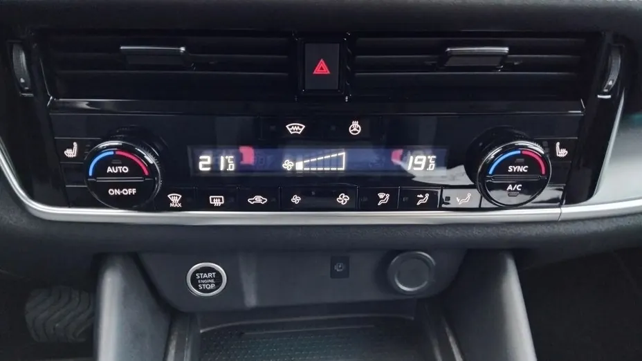 NISSAN Qashqai Qashqai 1.3 DIG-T mHEV N-Connecta Xtronic