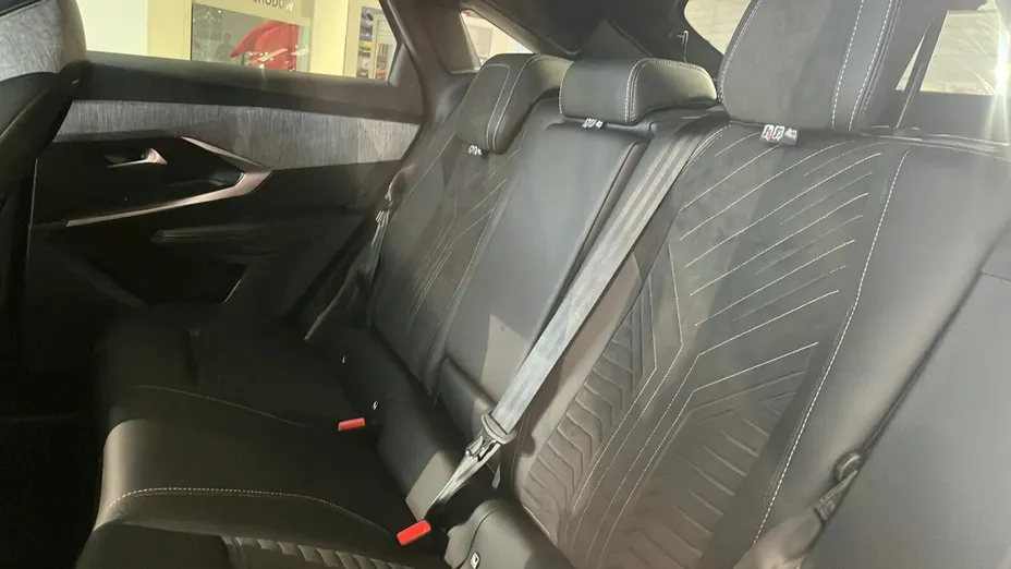 PEUGEOT 3008 3008 1.2 PureTech mHEV GT Exclusive e-DCS6 Nowy