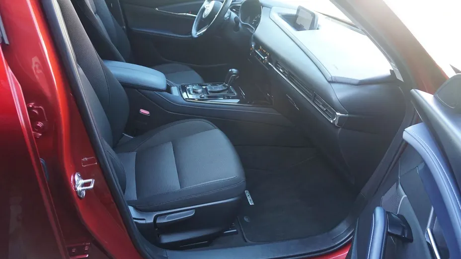 MAZDA CX-30 CX-30 2.0 mHEV Hikari 2WD aut