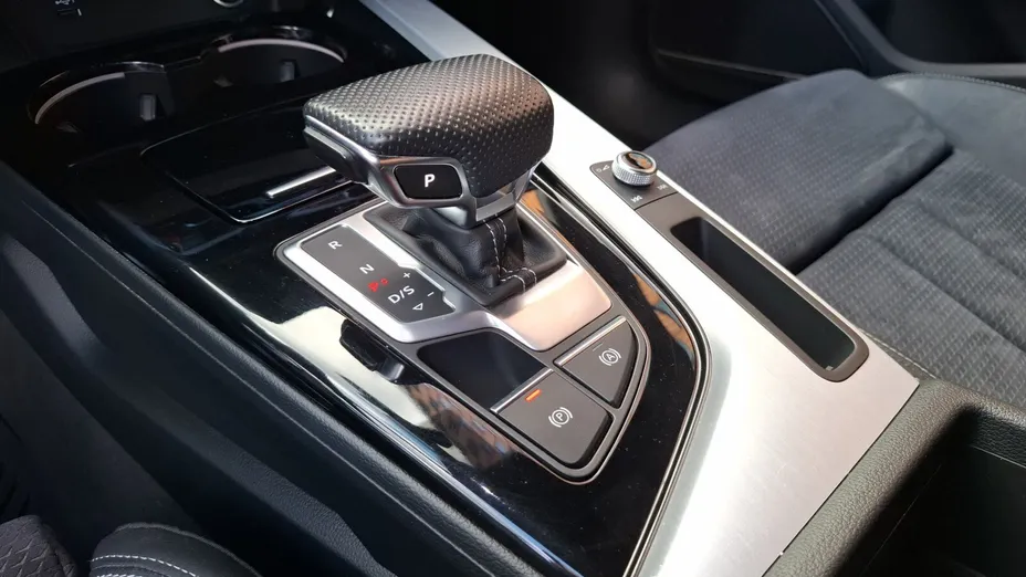 AUDI A4 A4 40 TFSI mHEV Quattro S Line S tronic