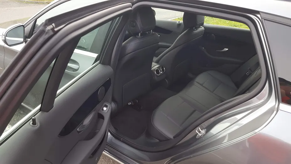 MERCEDES-BENZ C Klasa C 220 CDI BlueEff. 4-Matic Avantgarde