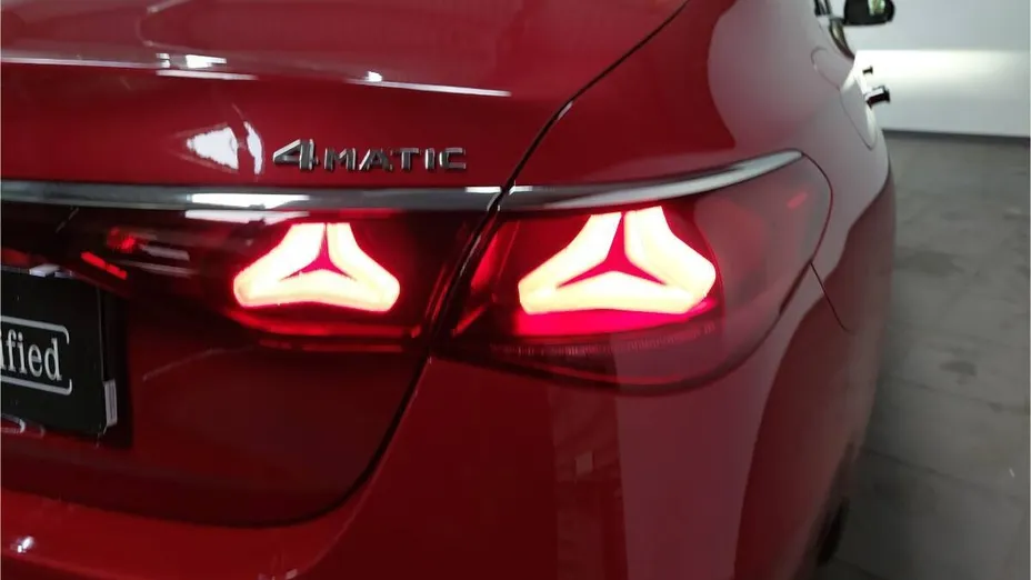 MERCEDES-BENZ E Klasa E 200 mHEV 4-Matic Avantgarde 9G-Tronic