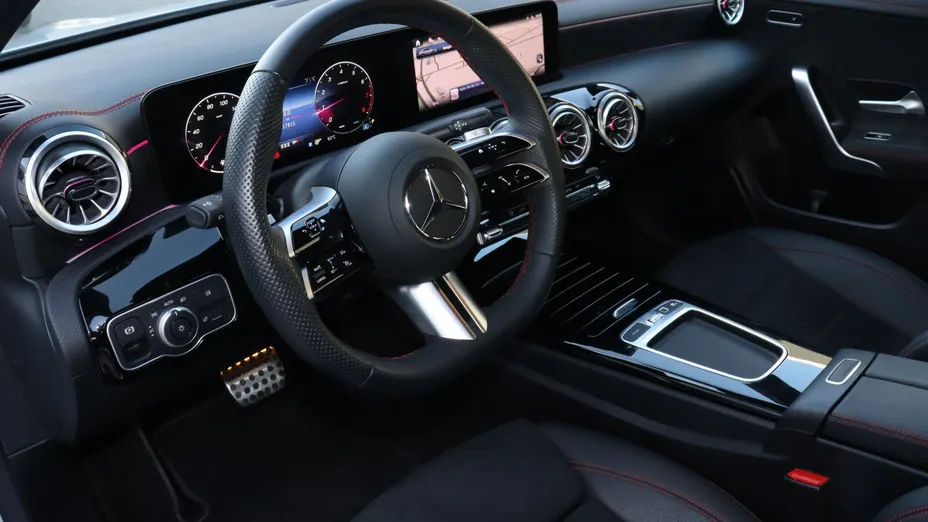 MERCEDES-BENZ CLA CLA 200 mHEV AMG Line 7G-DCT