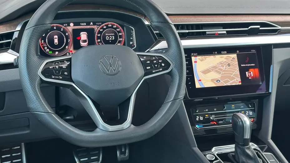 VOLKSWAGEN Arteon -