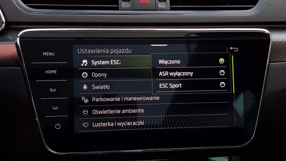 SKODA Superb Superb 2.0 TDI SCR Sportline DSG