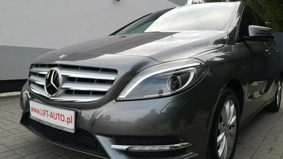 MERCEDES-BENZ B Klasa -
