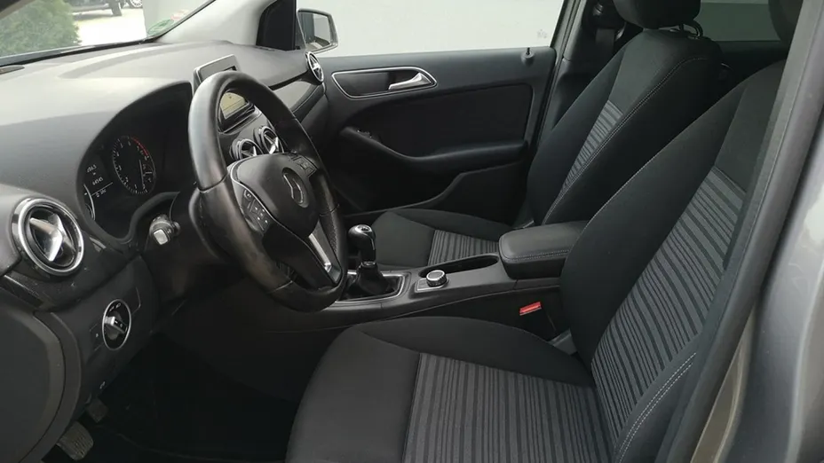 MERCEDES-BENZ B Klasa -