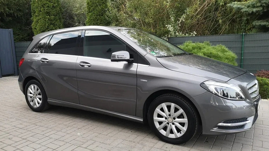 MERCEDES-BENZ B Klasa -