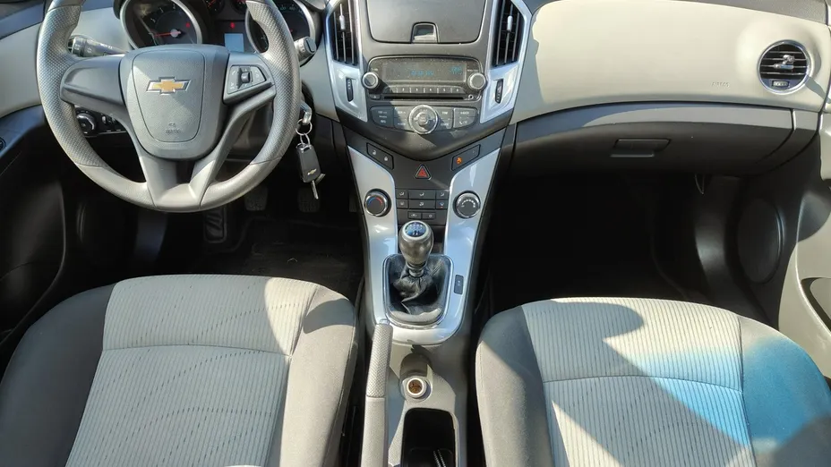 CHEVROLET Cruze -