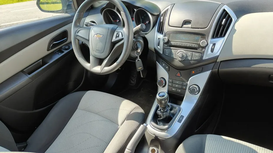 CHEVROLET Cruze -