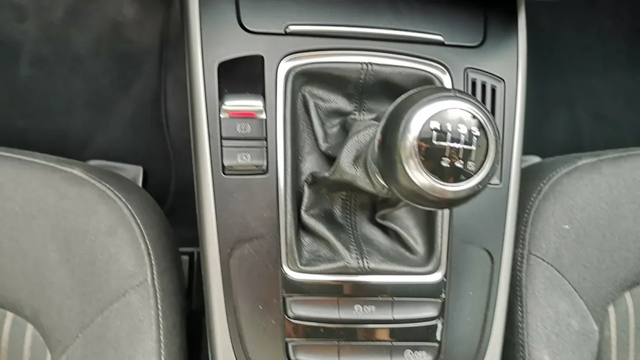 AUDI A4 -