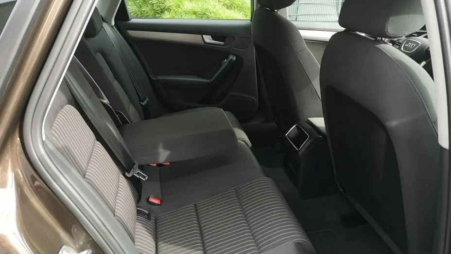 AUDI A4 -