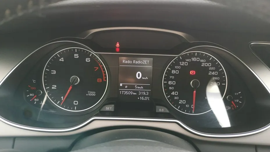 AUDI A4 -