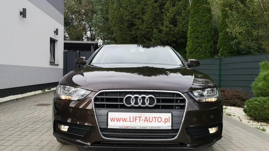 AUDI A4 -