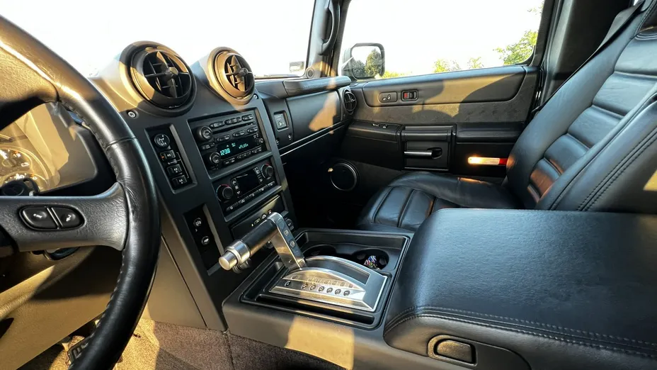 HUMMER H2 -
