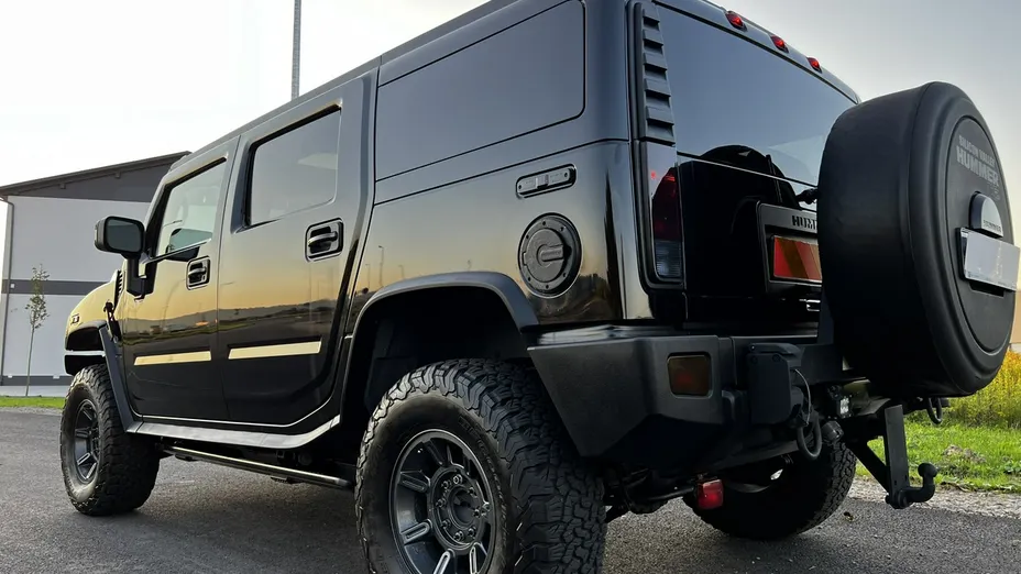 HUMMER H2 -