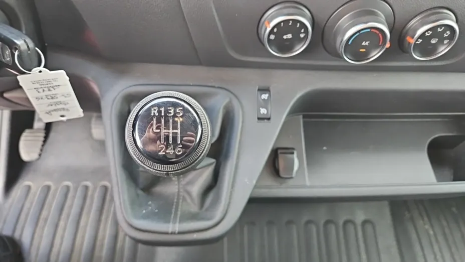 RENAULT Master -