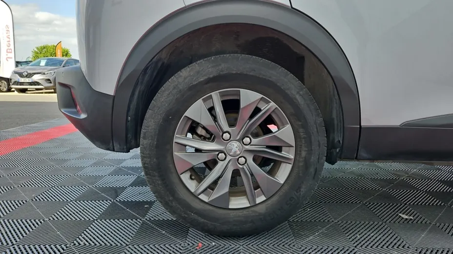 PEUGEOT 2008 -