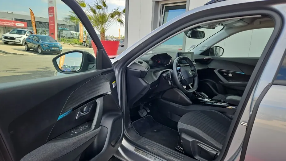 PEUGEOT 2008 -