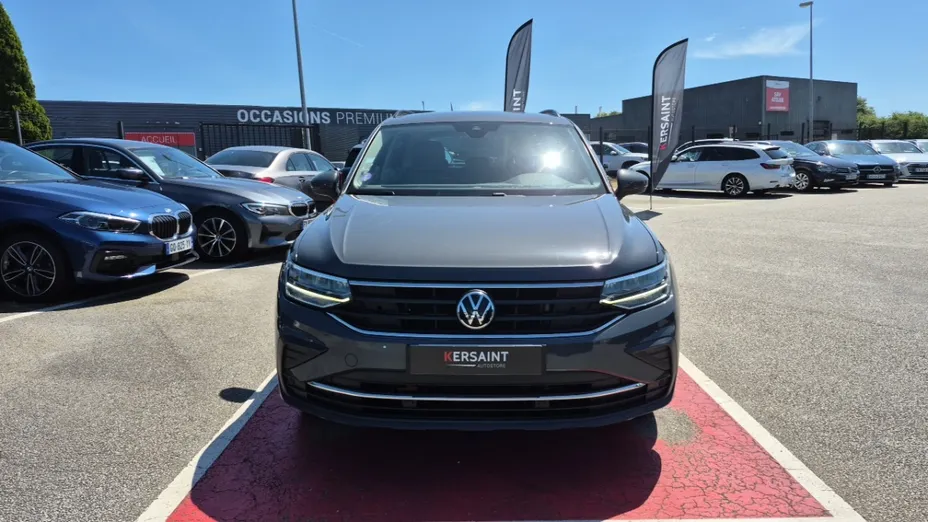 Volkswagen Tiguan -