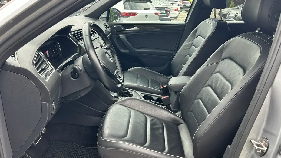 VOLKSWAGEN Tiguan Allspace -