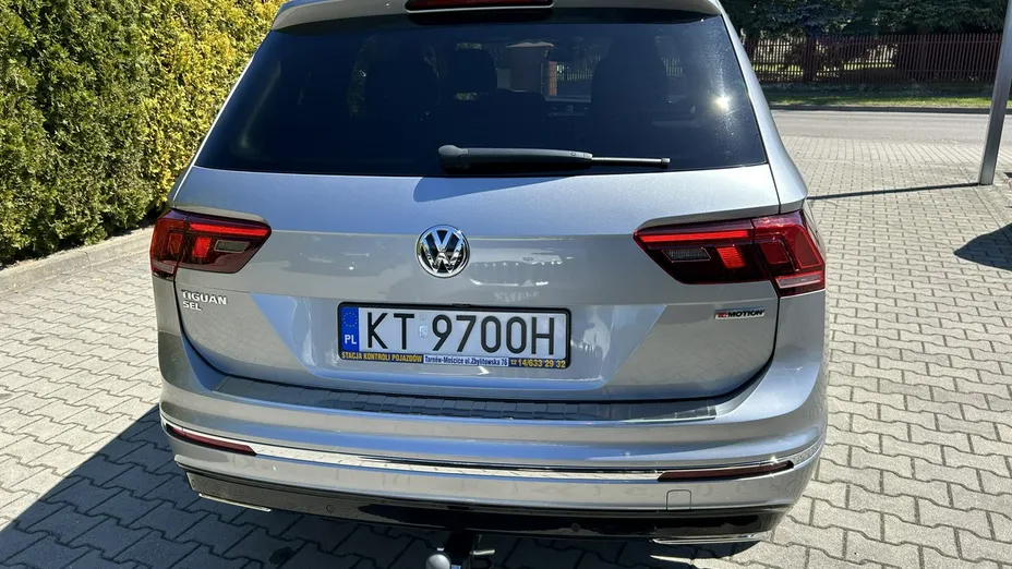VOLKSWAGEN Tiguan Allspace -