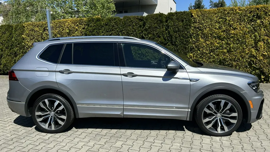 VOLKSWAGEN Tiguan Allspace -