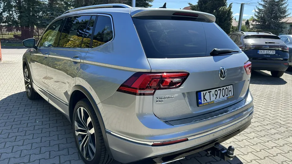 VOLKSWAGEN Tiguan Allspace -