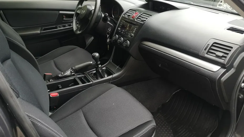 SUBARU XV -