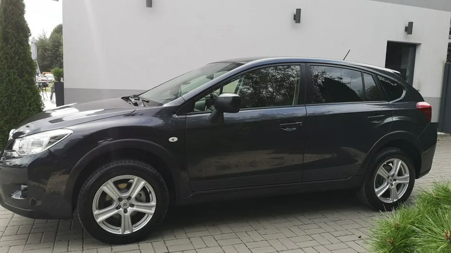 SUBARU XV -