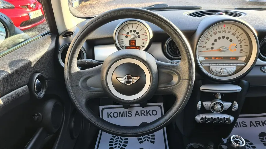 MINI One -