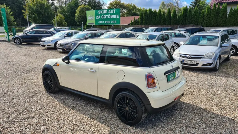 MINI One -