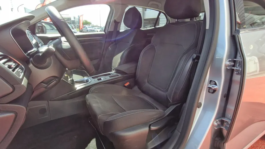 RENAULT Megane -
