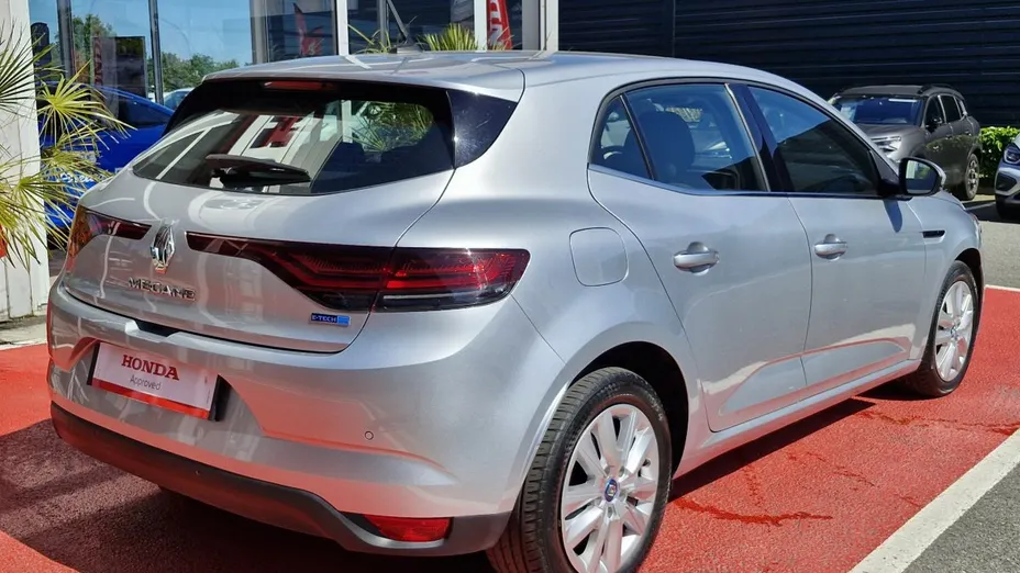 RENAULT Megane -