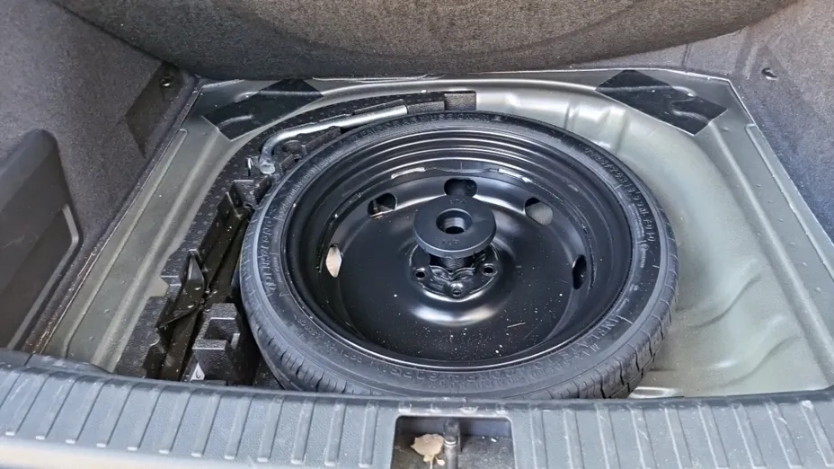 SKODA Karoq -