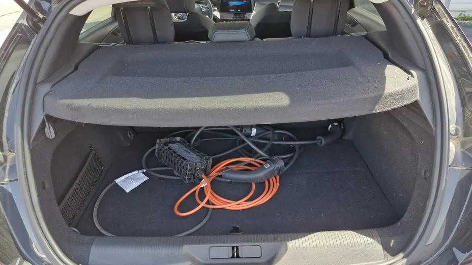 PEUGEOT 308 -