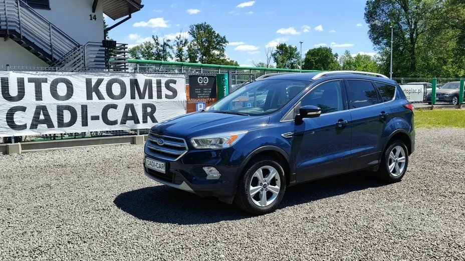 FORD Kuga -