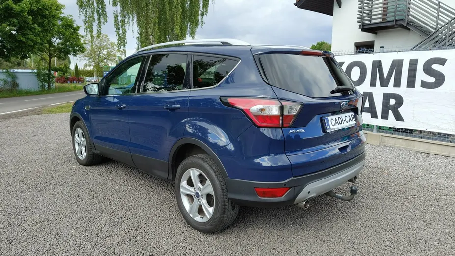 FORD Kuga -