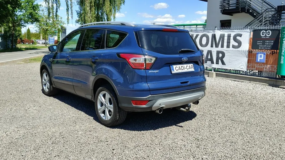 FORD Kuga -