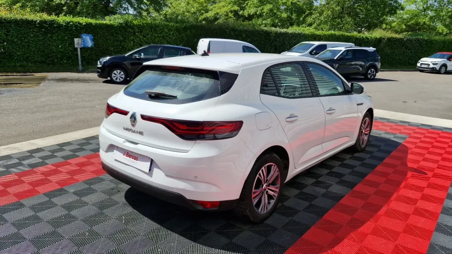 RENAULT Megane -