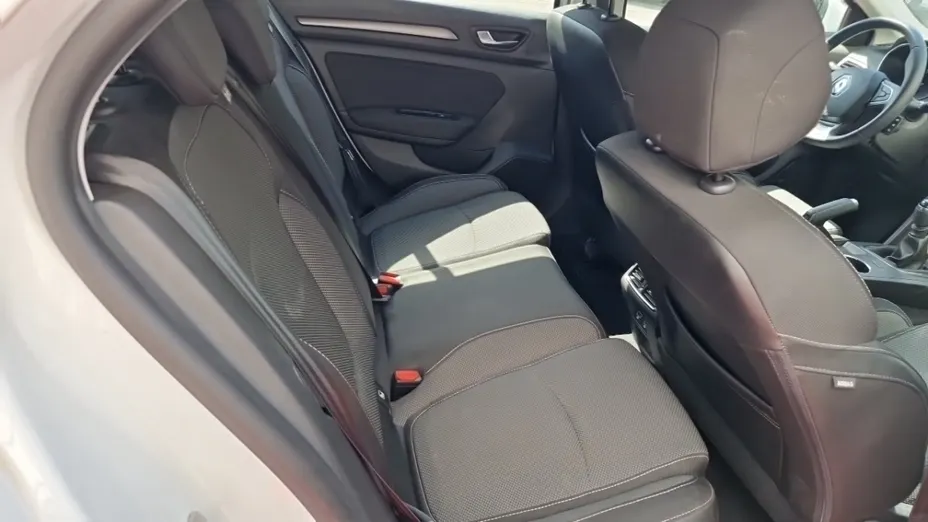 RENAULT Megane -