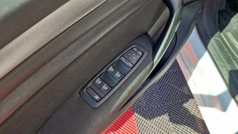 RENAULT Megane -