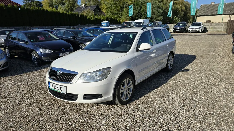 SKODA Octavia -