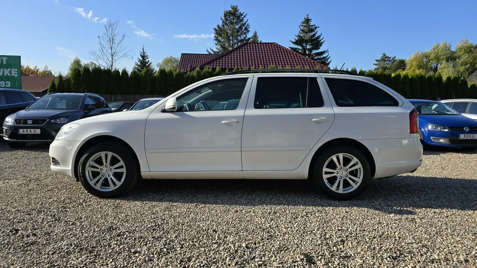 SKODA Octavia -