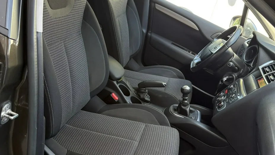 CITROEN C4 -