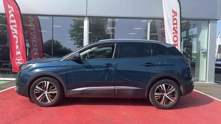 PEUGEOT 3008 -