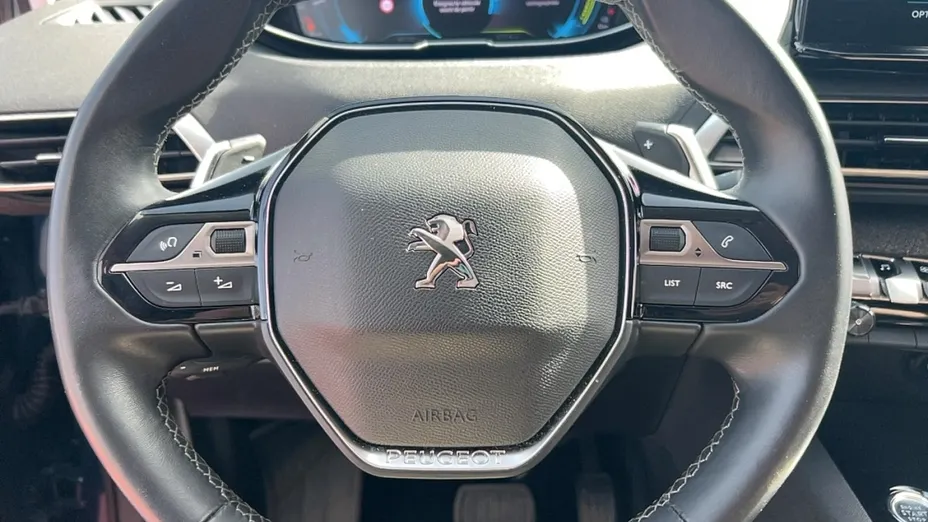 PEUGEOT 3008 -