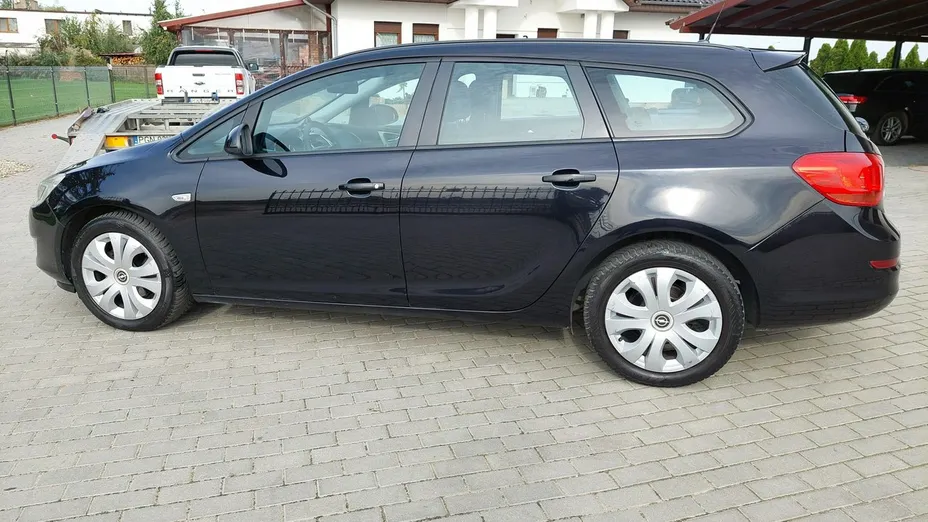 OPEL Astra -