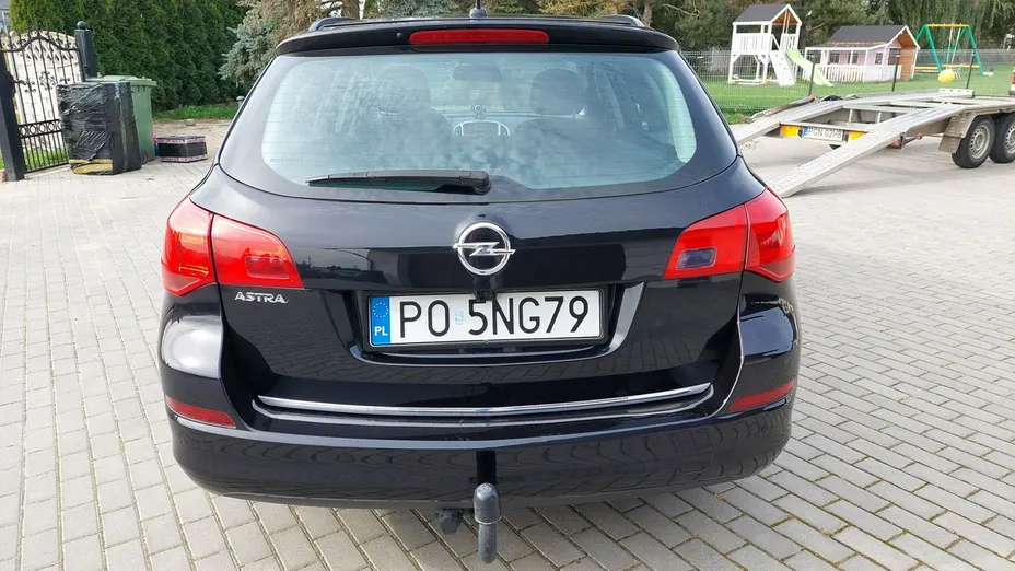 OPEL Astra -