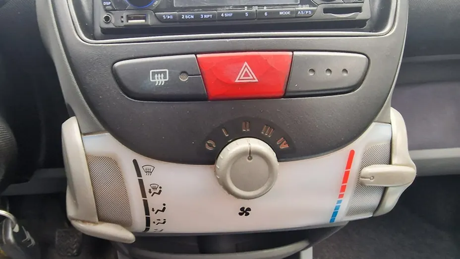 CITROEN C1 -